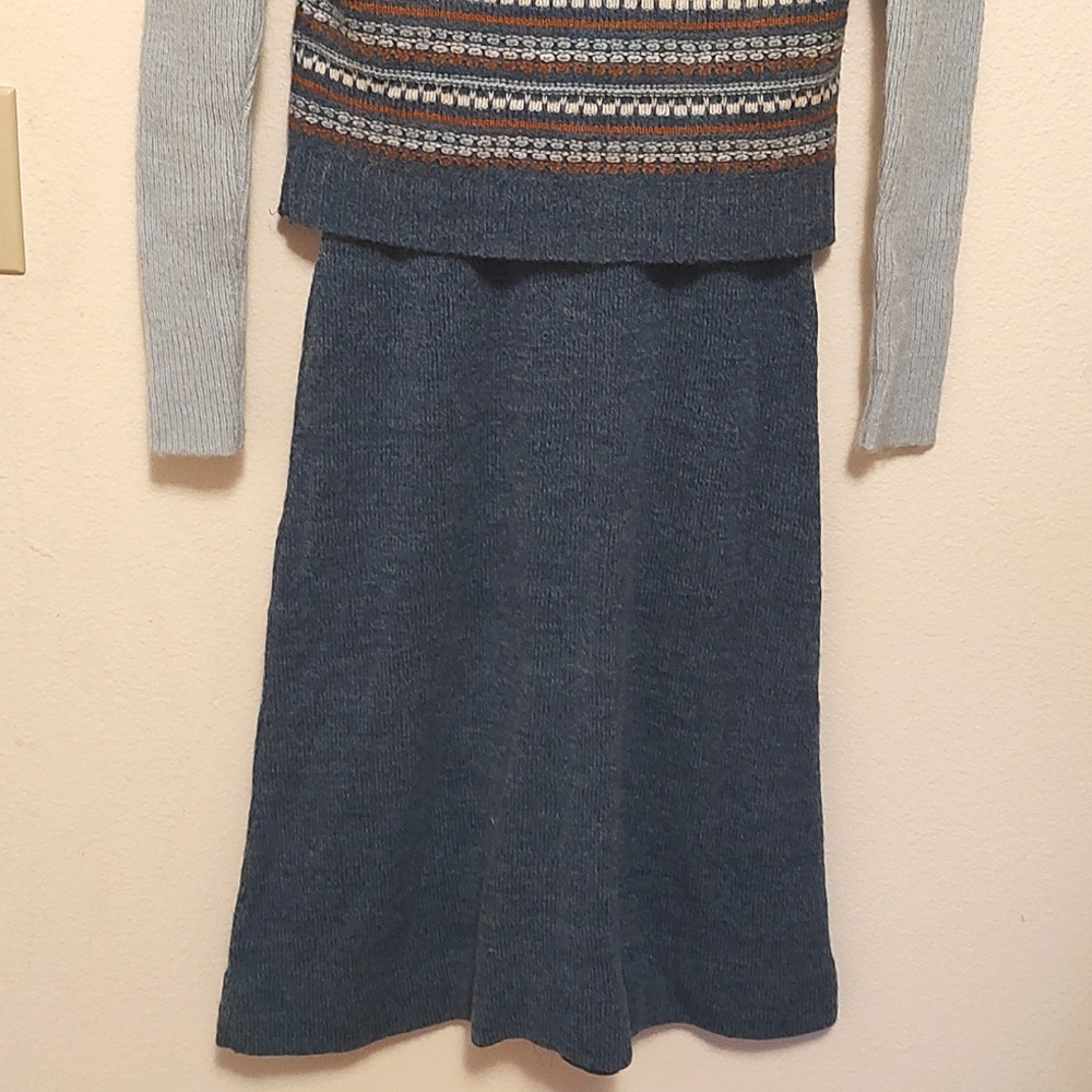 Vtg knitted elk dress - Picture 13 of 14